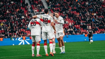 德甲前瞻：斯图加特对阵法兰克福，汉堡迎战勒沃库森