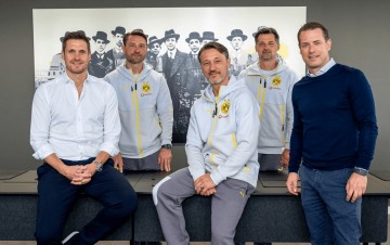 官方:多特续约主帅尼科-科瓦奇及其团队 合同期至2027