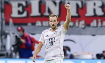 凯恩梅开二度,拜仁3-0客胜法兰克福 本赛季18球3助攻