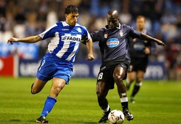 先草签皇马却被退货，后拒绝试训无缘中超，西甲金靴架不住运气差