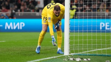 曼联放弃唐纳鲁马！大巴黎要价5000万，高薪买更衣室炸弹不合逻辑