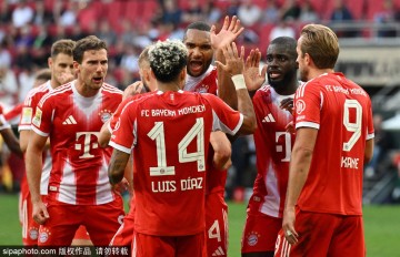 新赛季开局:曼联排名力压曼城 马竞3轮不胜药厂2轮换帅