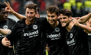 26026期胜负彩足彩:德甲两烂相争谁能脱坑