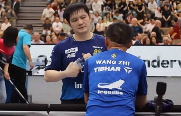 一单丢两分!有谁注意到小胖输球后队友的表情?德甲联赛真来对了