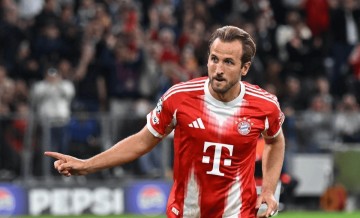 欧冠首轮群雄亮相，豪门展现强大实力